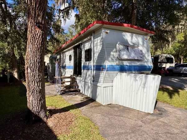 25153 NE 143RD STREET , Unit 61, SALT SPRINGS, FL 32134