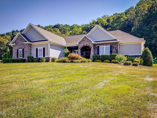 82 Trotter Lane, Gray, TN 37615