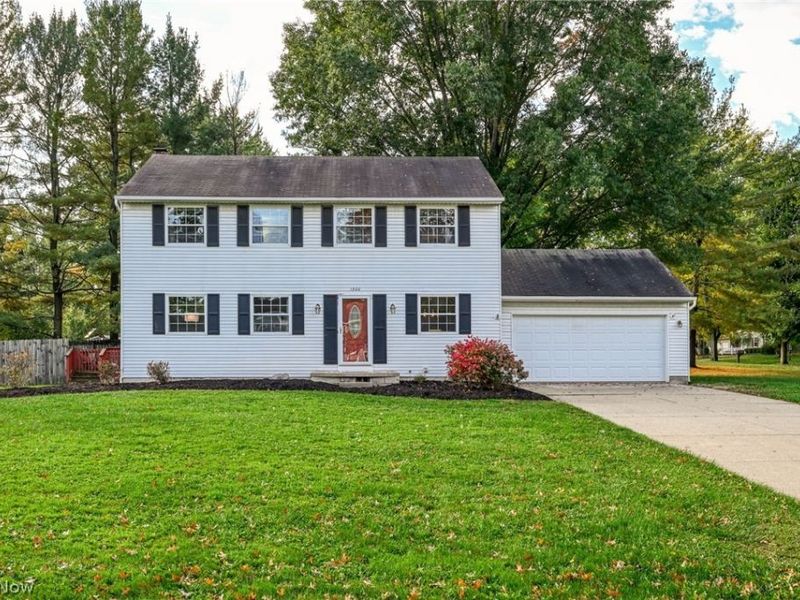 1800 Carver Lane, Hudson, OH 44236 Photo 1