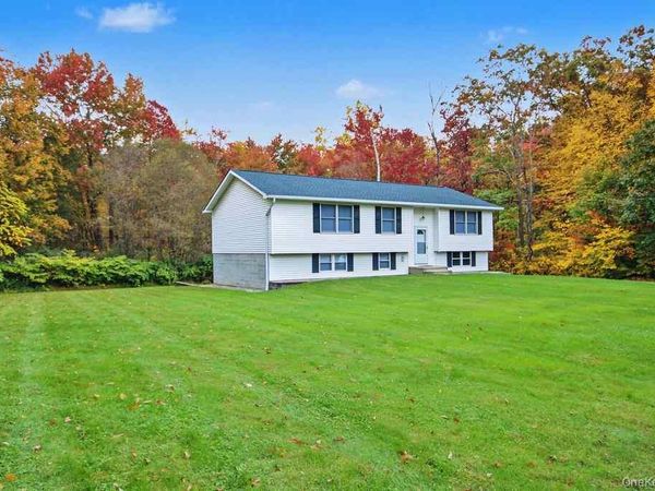 122 Pudding Street , Putnam Valley, NY 10579