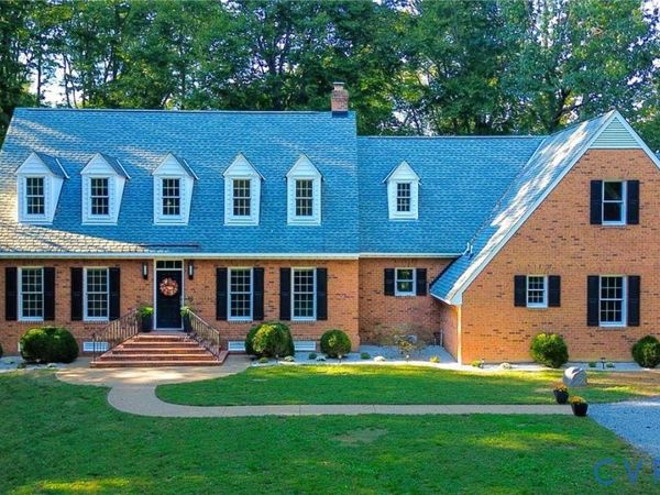 9281 Pamunkey Crest Dr, Hanover, VA 23111