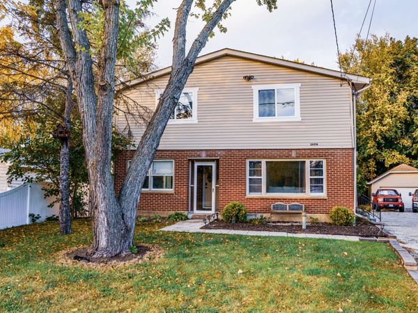 26316 W Rollins Road , Ingleside, IL 60041