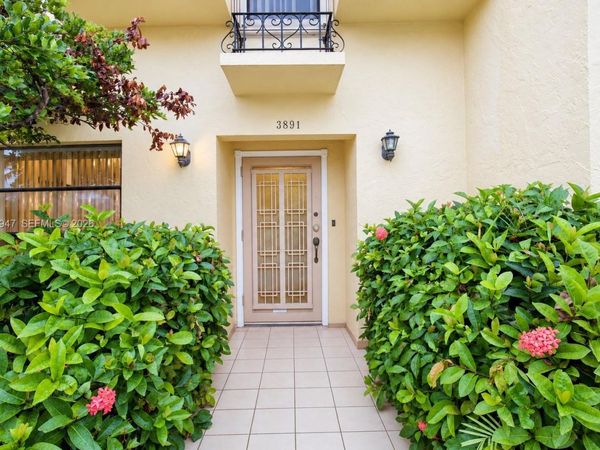 3891 NE 167th St , Unit 24, North Miami Beach, FL 33160