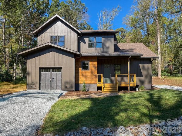 140 Walnut Street, Arden, NC 28704