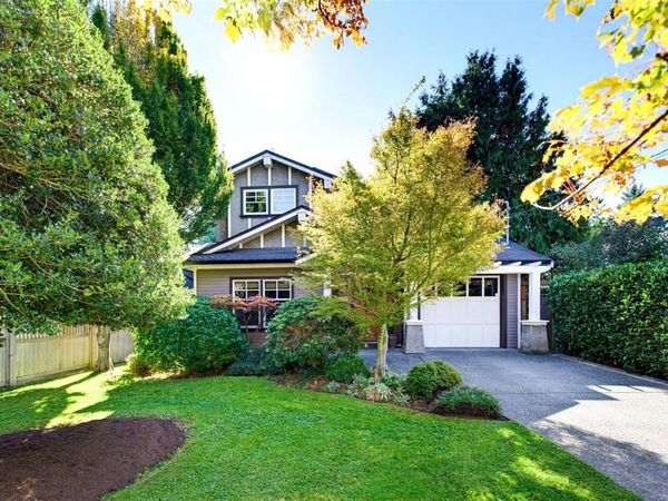2171 Bartlett Ave , Oak Bay, BC V8S 2R1