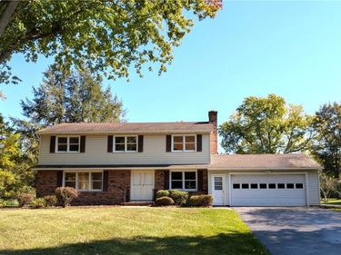 43 Sandle Drive, Fairport, NY 14450