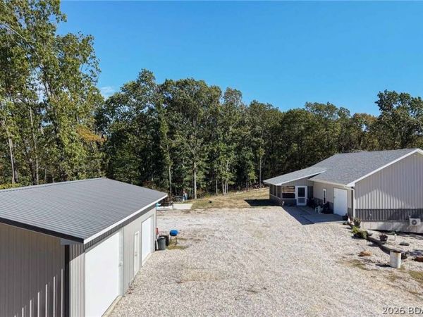 205 State Road V , Linn Creek, MO 65052