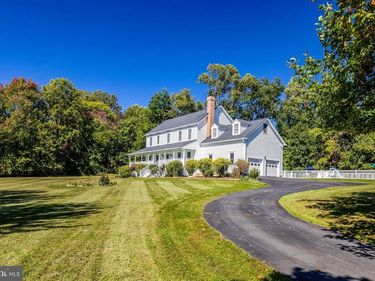 37804 CLEAR BROOK LANE, LOVETTSVILLE, VA 20180