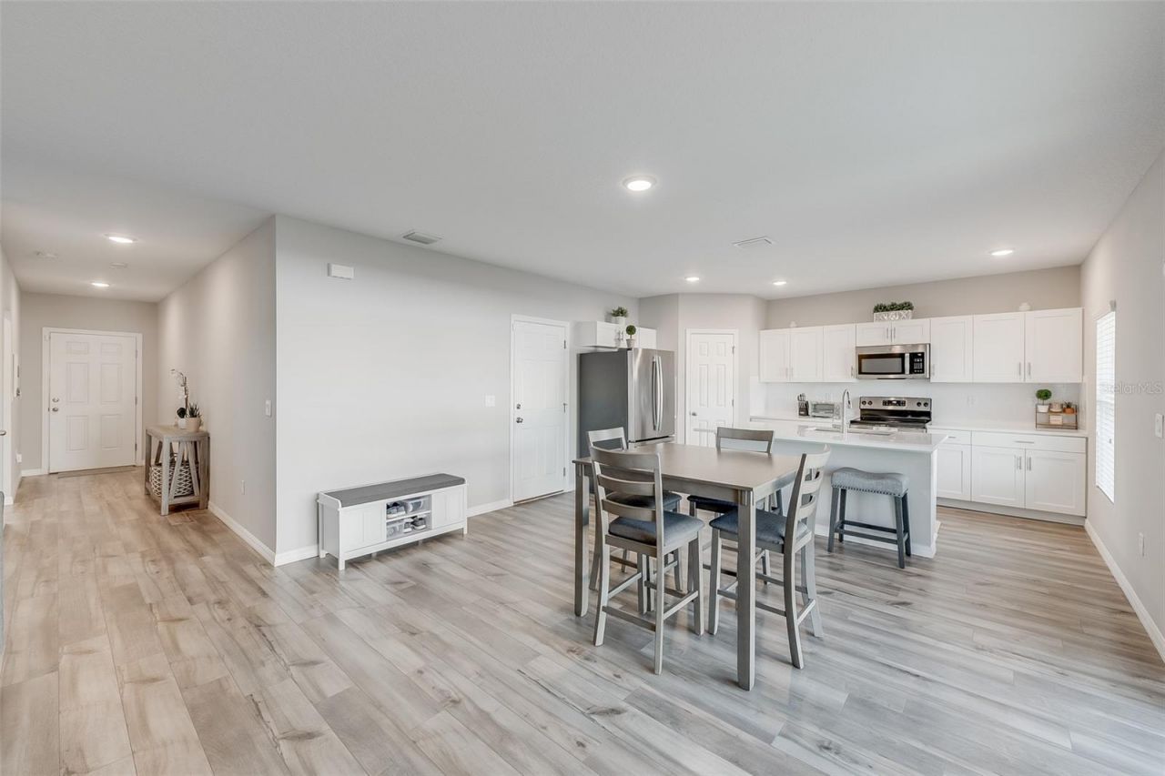 12625 Tannencrest Drive , Riverview, FL 33579 Photo