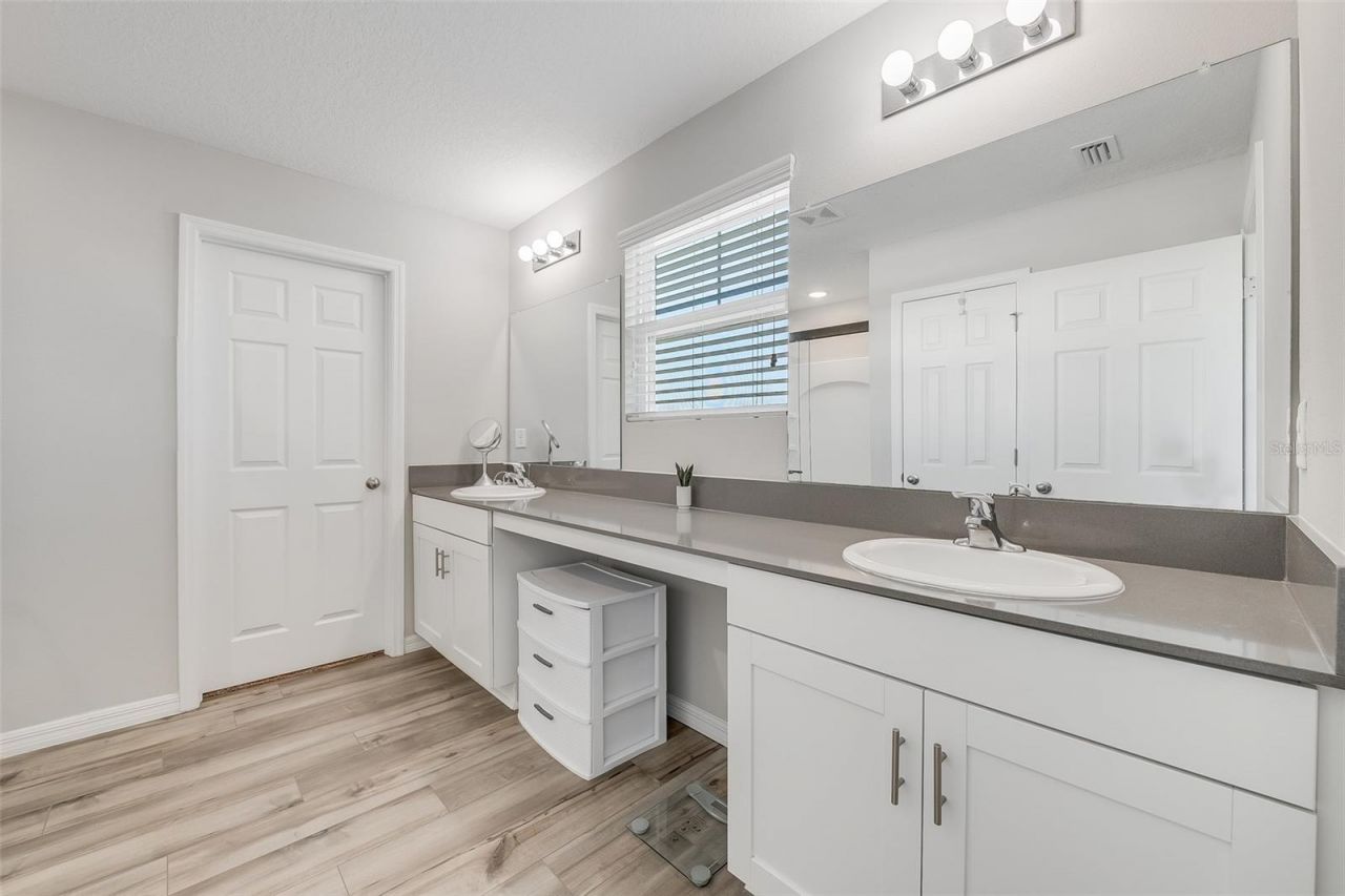 12625 Tannencrest Drive , Riverview, FL 33579 Photo