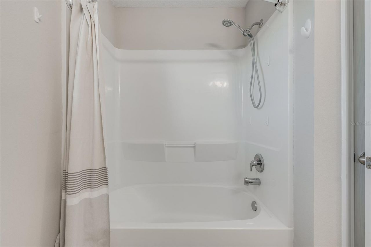 12625 Tannencrest Drive , Riverview, FL 33579 Photo