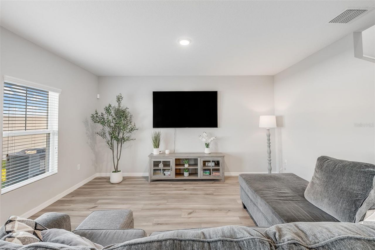 12625 Tannencrest Drive , Riverview, FL 33579 Photo