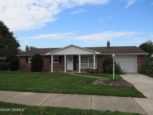 1007 SUNSET Drive, Berwick, PA 18603