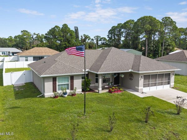 1375 Schayler Street SW , Palm Bay, FL 32908