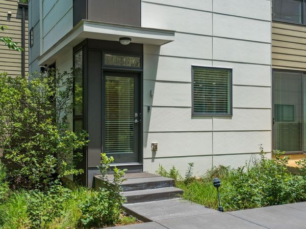 1130 E HIGH ST, Unit L, Charlottesville, VA 22902