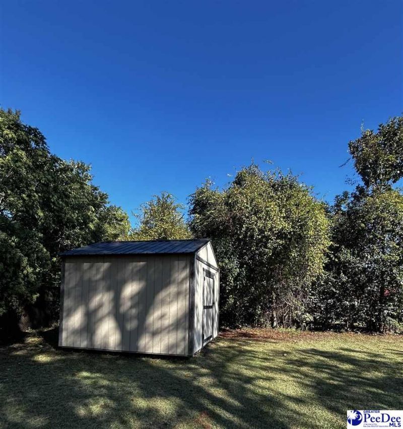 348 Carlisle Photo 32
