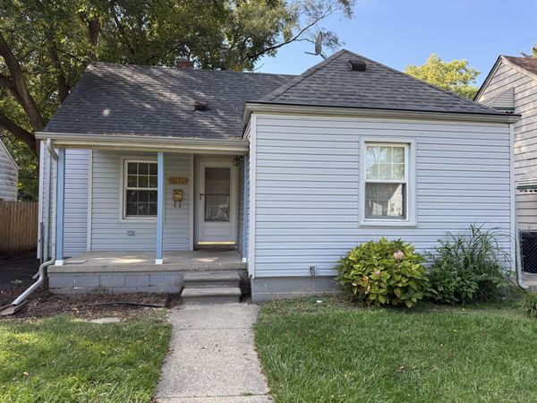 15845 Kinloch Street, Redford, MI 48239