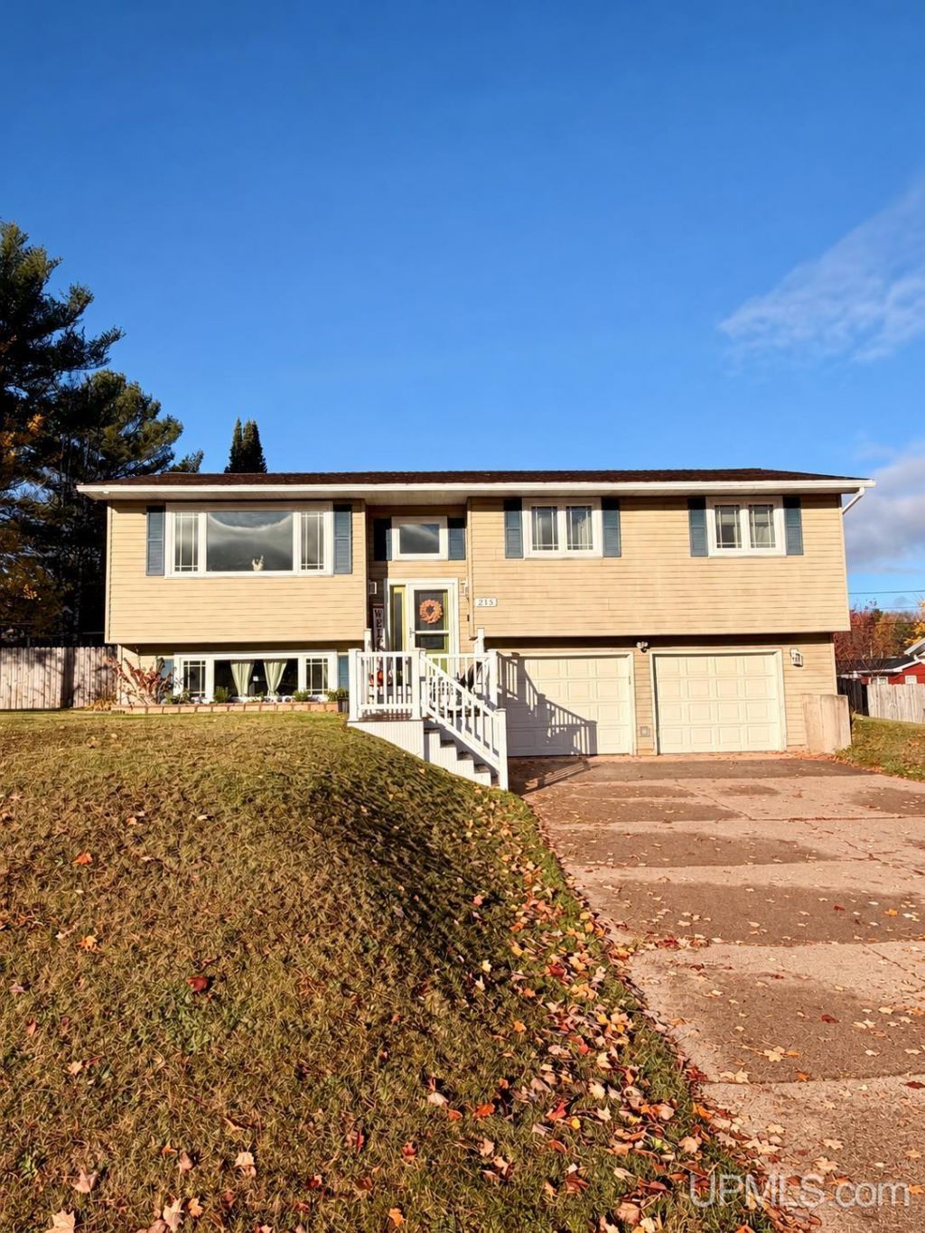 215 N Marigold Street, Ishpeming Twp, MI 49849 Main Photo
