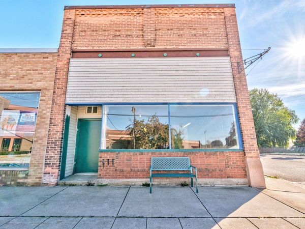 123 Walnut Street, Manistique, MI 49854