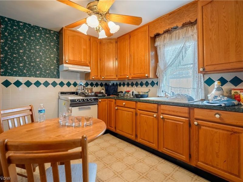 2108 S Arch Avenue, Alliance, OH 44601 Photo 24