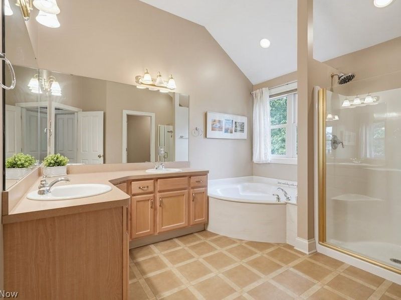 15295 Old Oak Drive, Strongsville, OH 44149 Photo 31