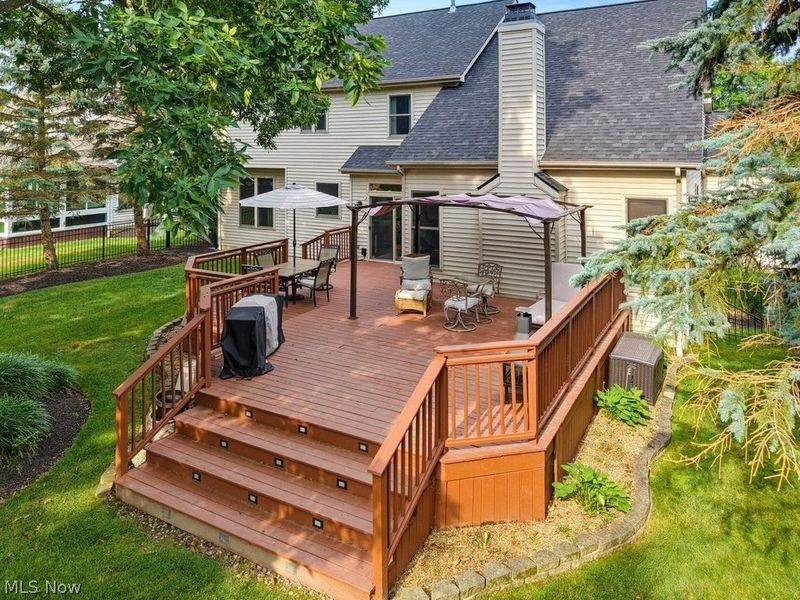 15295 Old Oak Drive, Strongsville, OH 44149 Photo 5