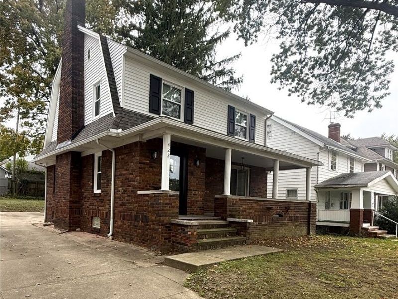 422 N Firestone Boulevard, Akron, OH 44301 Photo 1