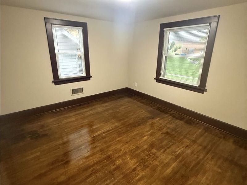 422 N Firestone Boulevard, Akron, OH 44301 Photo 26