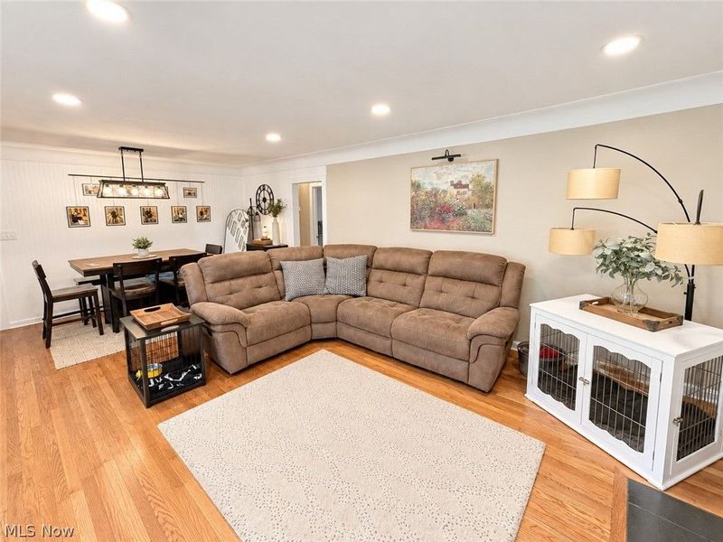 278 Ridgeview Drive, Seven Hills, OH 44131 Photo 6