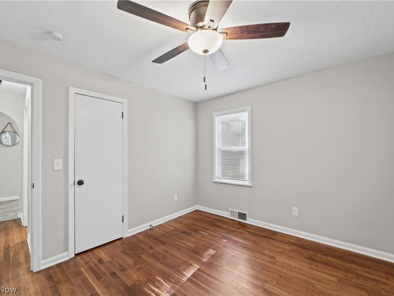 3292 Helmsdale Drive, Akron, OH 44312 Photo 17