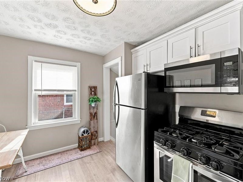 9310 Orchard Avenue, Brooklyn, OH 44144 Photo 16