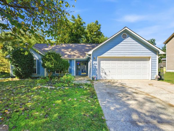1337 Trailwater Chase NW, Acworth, GA 30102