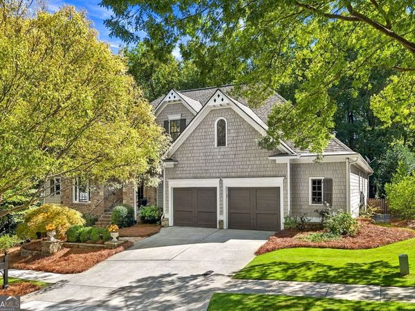 2940 Woodvale Court, Alpharetta, GA 30022