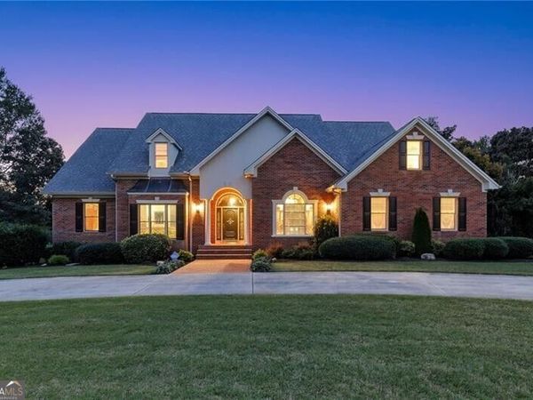 5315 Innisbrook Lane, Gainesville, GA 30506