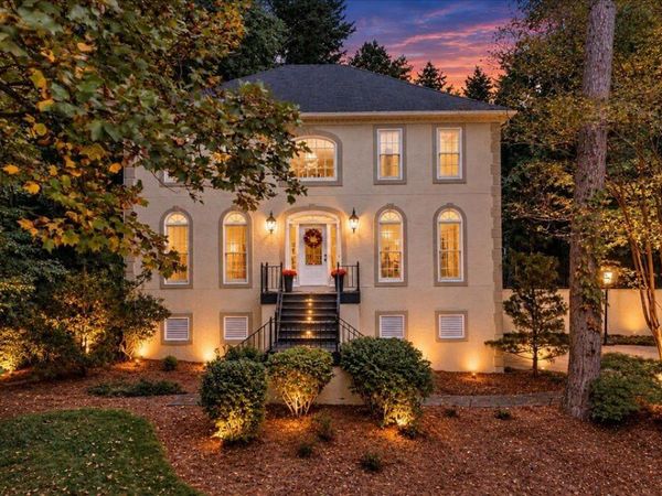 320 Kings Court NE, Marietta, GA 30067