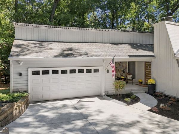200 Pitch Lake Lane, Roswell, GA 30076