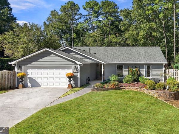 400 N Kimberly Court, Roswell, GA 30076