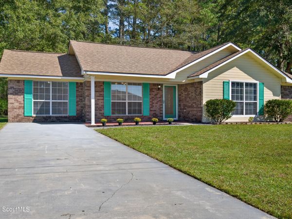 47 NE Angie Street , Hinesville, GA 31313