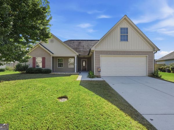 271 Stillwood Drive, Winder, GA 30680