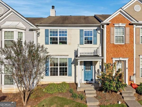 1041 Prestwyck Court, Alpharetta, GA 30004