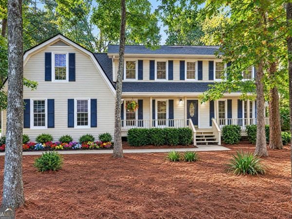 135 Pamela Court, Fayetteville, GA 30214