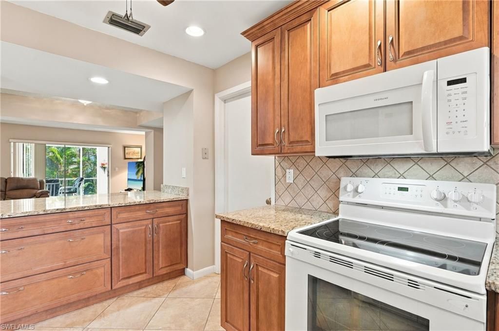 31 Watercolor Way , Unit 31, Naples, FL 34113 Photo