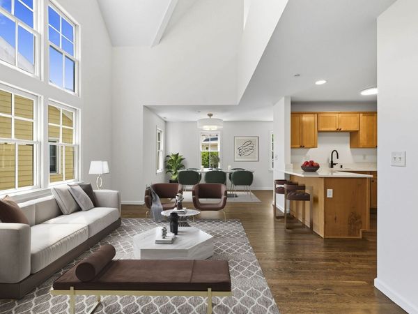 19 Russell Pl, Unit 19, Arlington, MA 02474