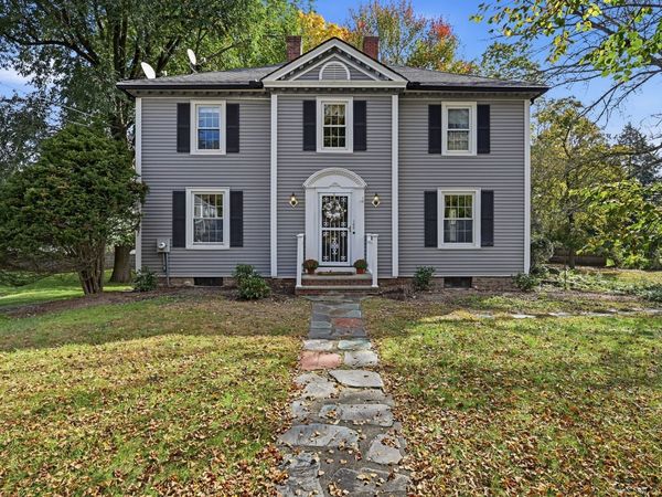 105 Longview, Longmeadow, MA 01106