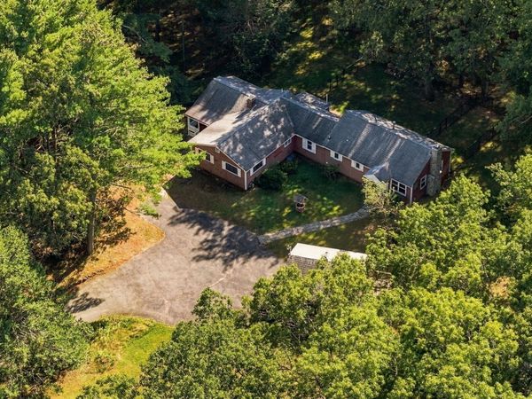 154 Herrick Road, Boxford, MA 01921