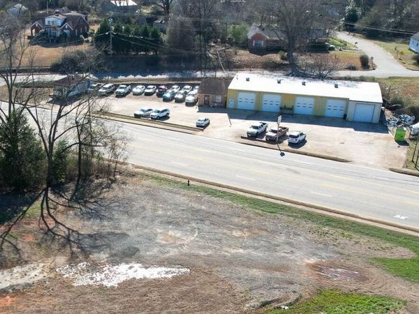 1218 S Center Street, Thomaston, GA 30286