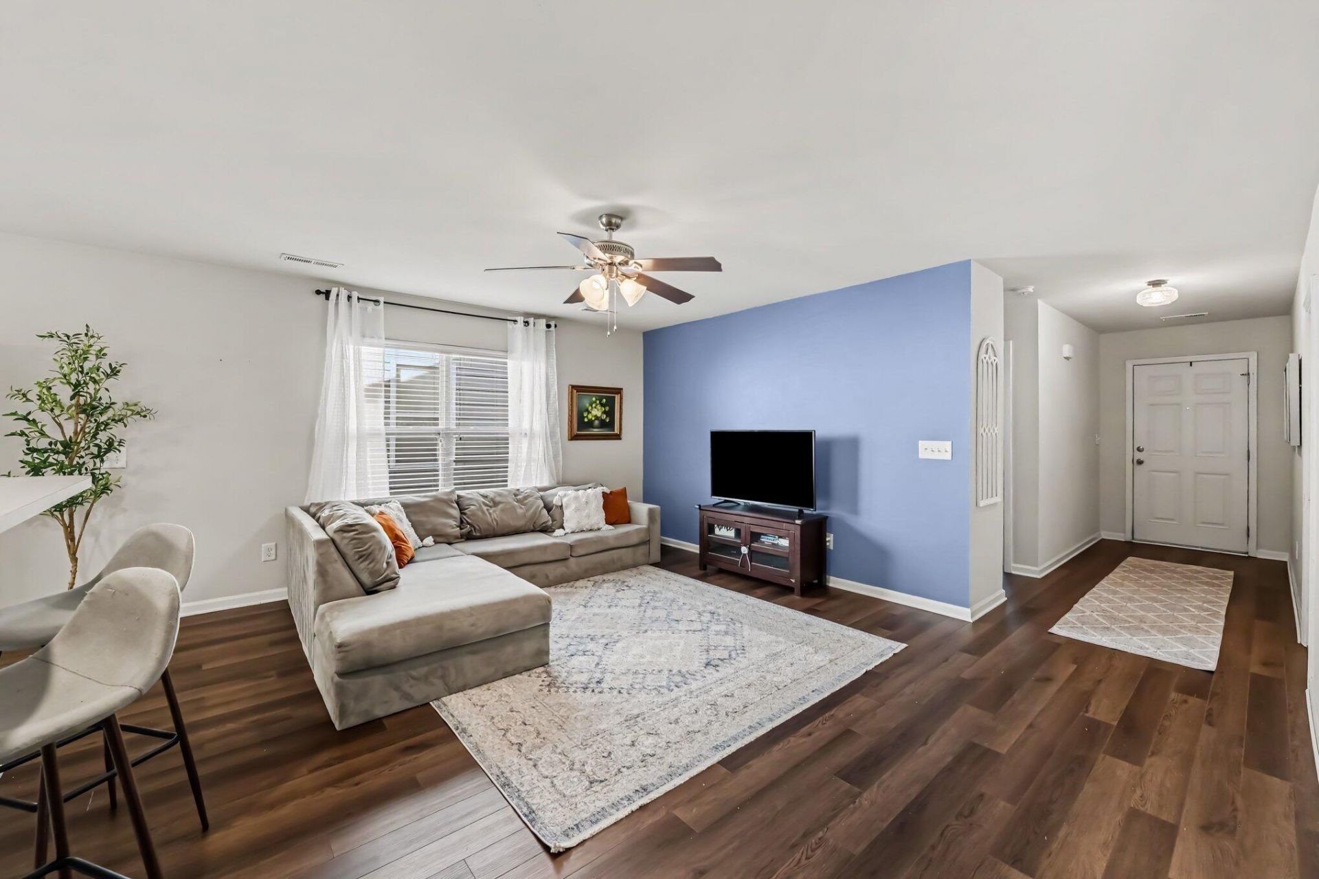 313 Salkahatchie Street Photo 11