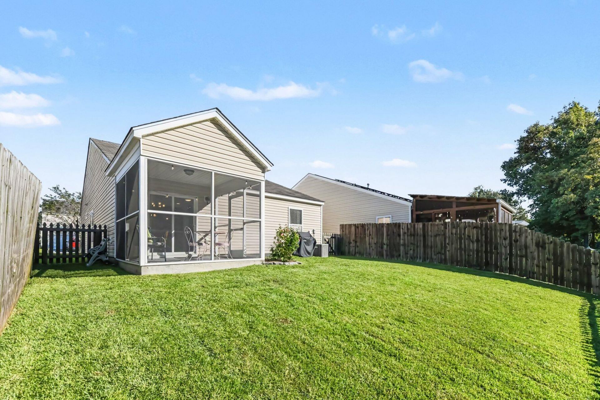 313 Salkahatchie Street Photo 23