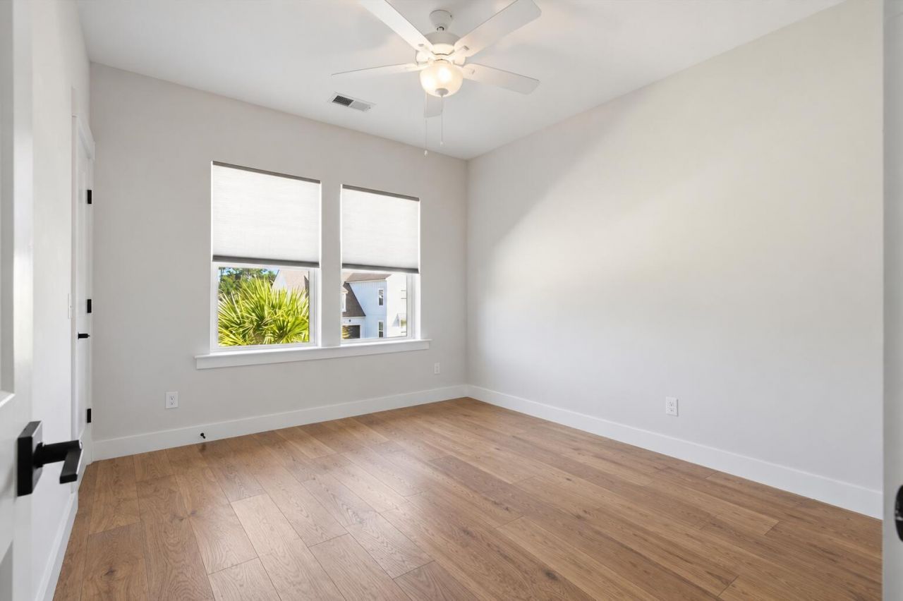 105 Integrity Lane Photo 33