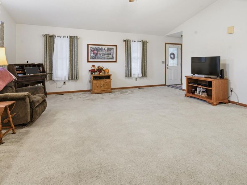 26 Katlyn Drive, Fremont, OH 43420 Photo 7